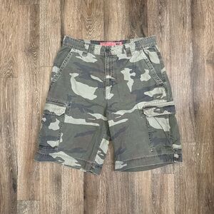 Mossimo camo shorts